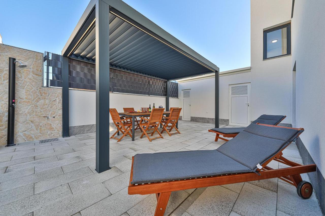 Luxury Apartment Pia With Swimming Pool And Grill Trogir Luaran gambar